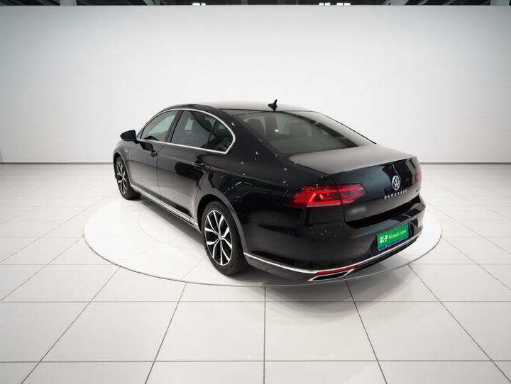 Magotan 2020 330TSI DSG Leading photo 4