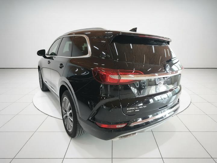 2020 28T AWD Premium photo 4