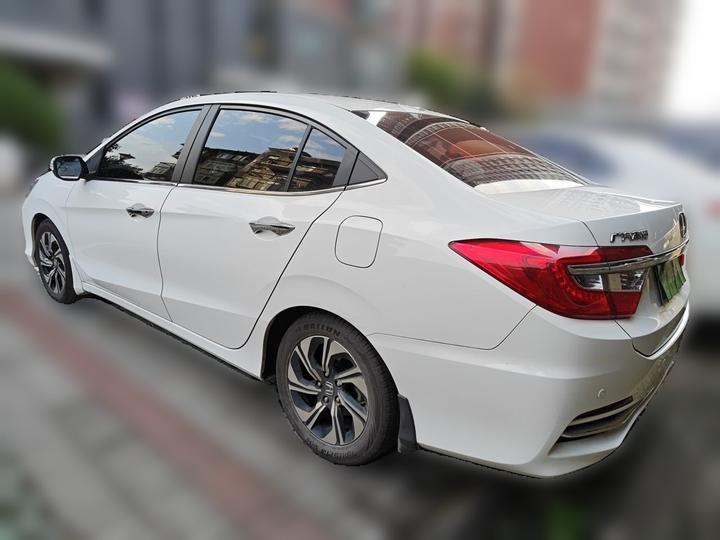 Crider 2016 1.8L CVT Luxury photo 4