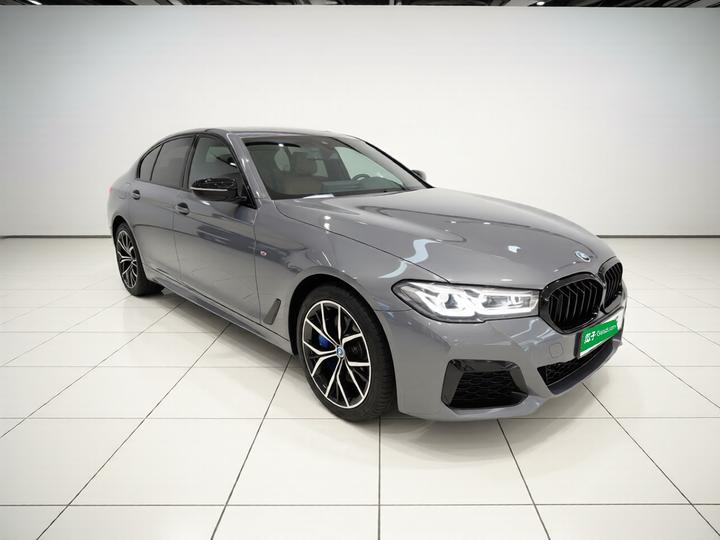 5 Series Imported 2022 Facelift 540i M Sport Package photo 3