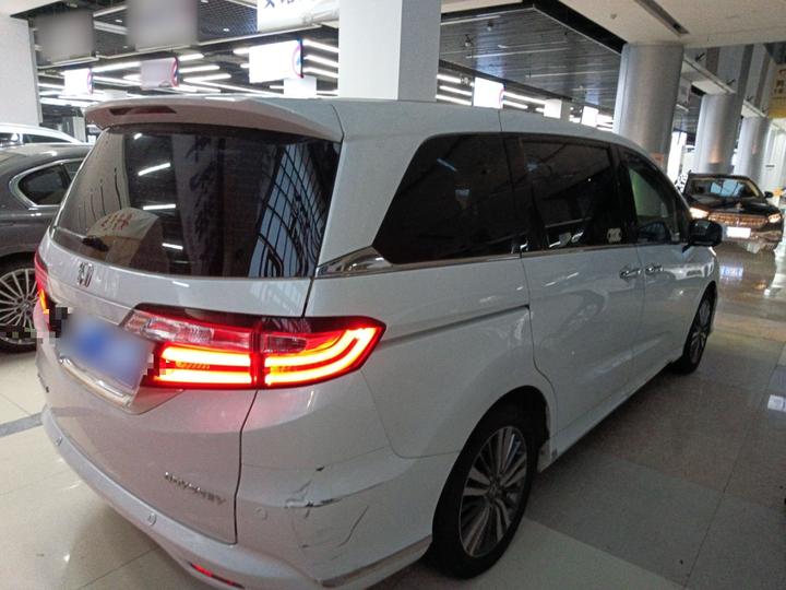 Odyssey 2018 2.4L Luxury photo 4