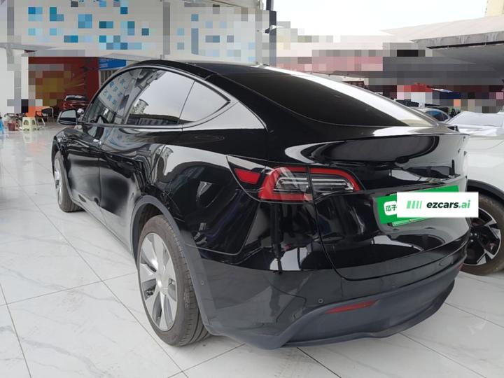 Model Y 2022 RWD photo 4