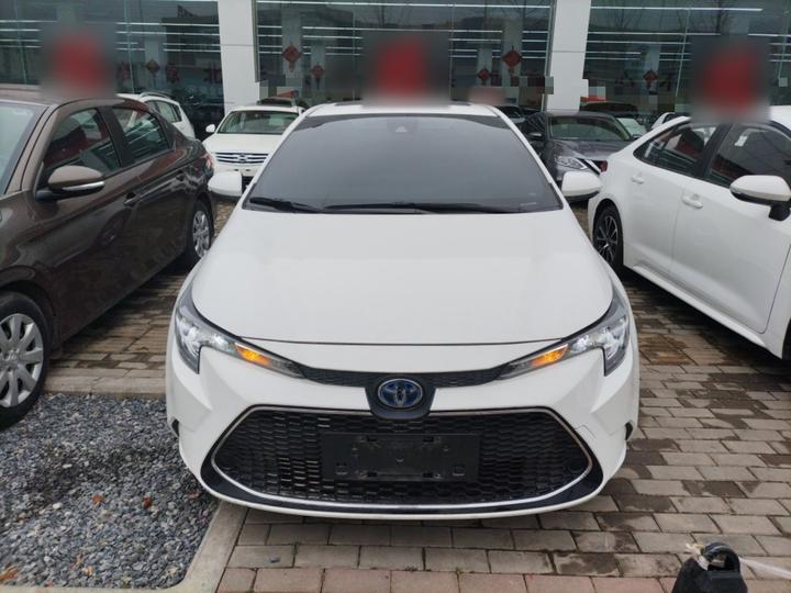 Levin 2022 Hybrid 1.8H E-CVT Luxury photo 2