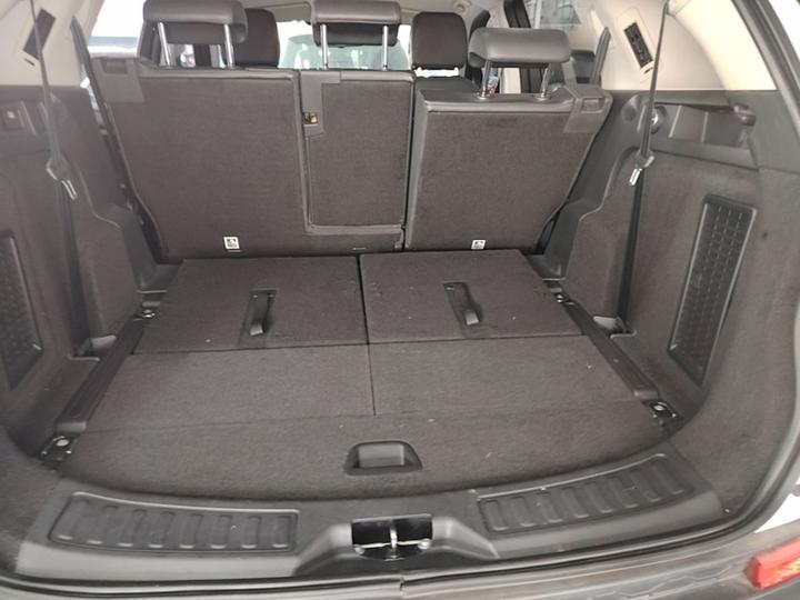 Discovery Sport 2016 2.0T HSE photo 8