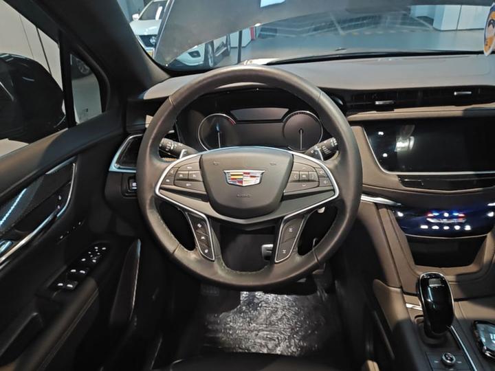 XT5 2024 2.0T AWD Luxury photo 6