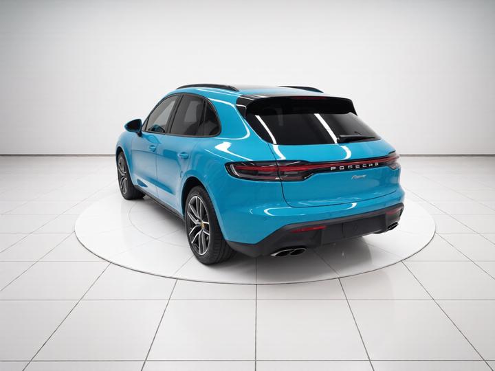 2023 Macan T 2.0T photo 4