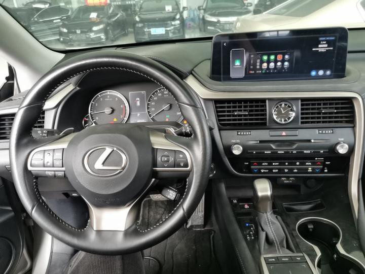 RX 2020 Facelift 300 RWD Elite photo 5