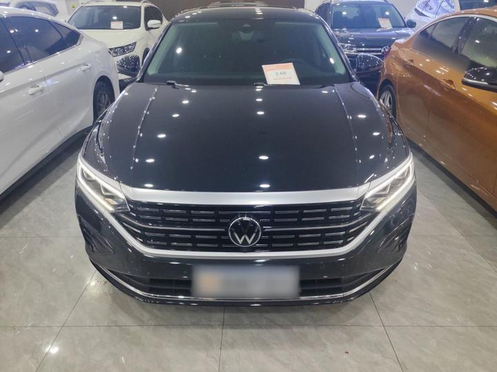 Passat 2023 Facelift 330TSI Luxury photo 2