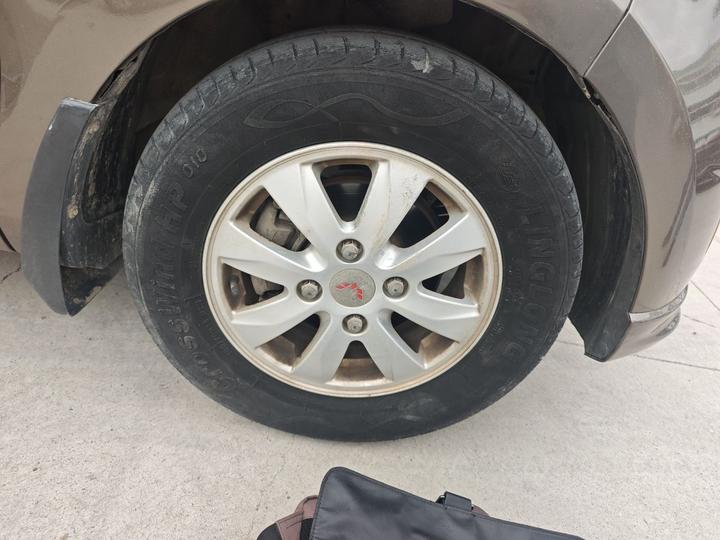 Wuling Hongguang 2014 1.5L S Standard photo 8