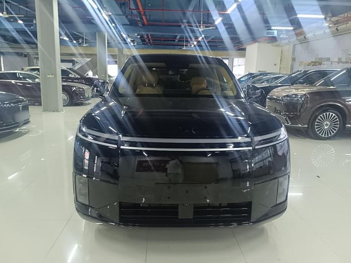 GX 2026 EREV 1585 AWD UltraSE photo 2