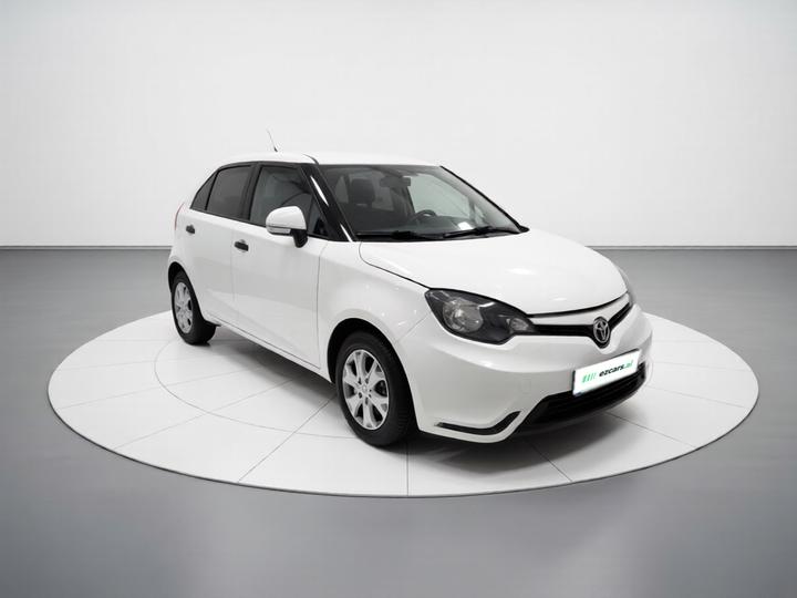 3 2014 1.3L AMT Comfort photo 3