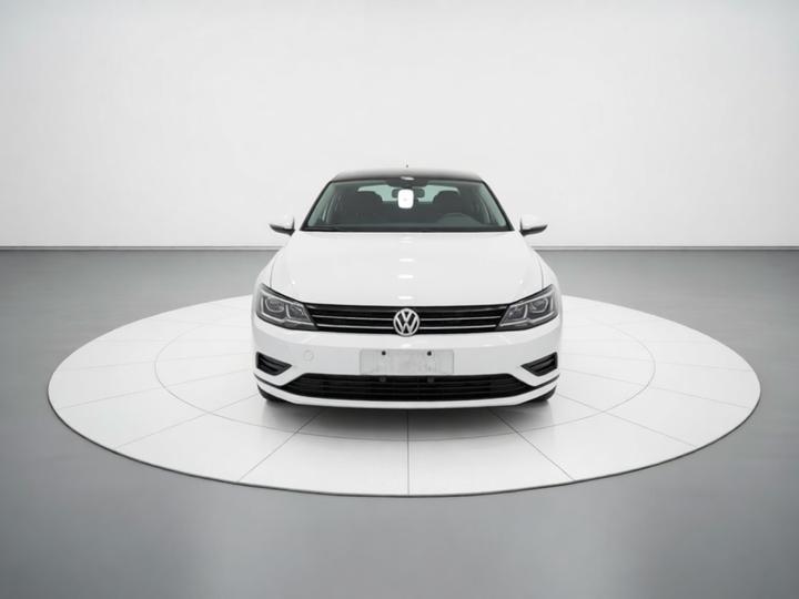 Lamando 2018 230TSI DSG photo 2
