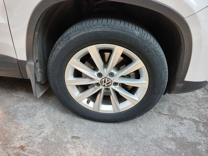 Tiguan 2017 300TSI AT RWD photo 8
