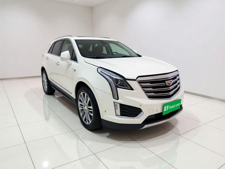 XT5 2017 28T AWD Leading photo 3