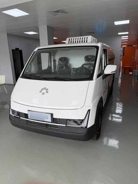 2025 PLUS + High Roof 60.37KWh photo 4