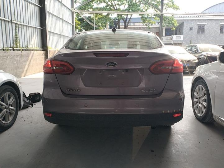 Focus 2017 Sedan 1.6L AT Fashion photo 5