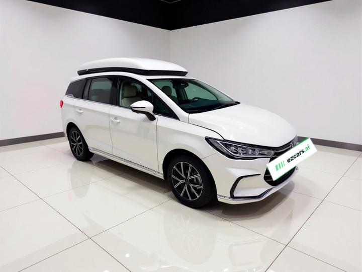 Song MAX EV 2022 DM-i 105KM Executive photo 3