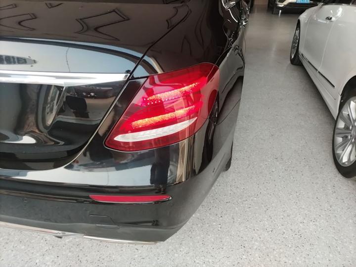 E-Class 2018 Facelift E 200 L Sport photo 7