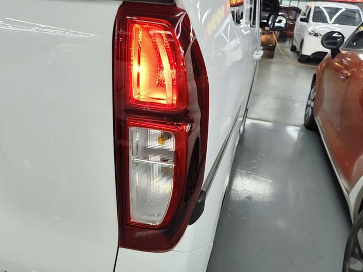 Wuling Zhiguang EV 2025 201km Comfort photo 7