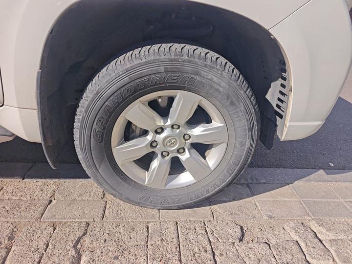Prado 2016 3.5L AT TX-L NAVI photo 8