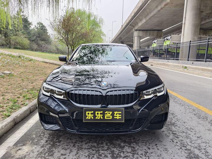 3 Series 2022 325Li M Sport Package photo 2