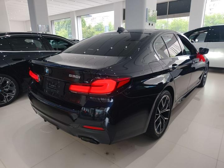5 Series Imported 2022 Facelift 530i M Sport Package photo 4