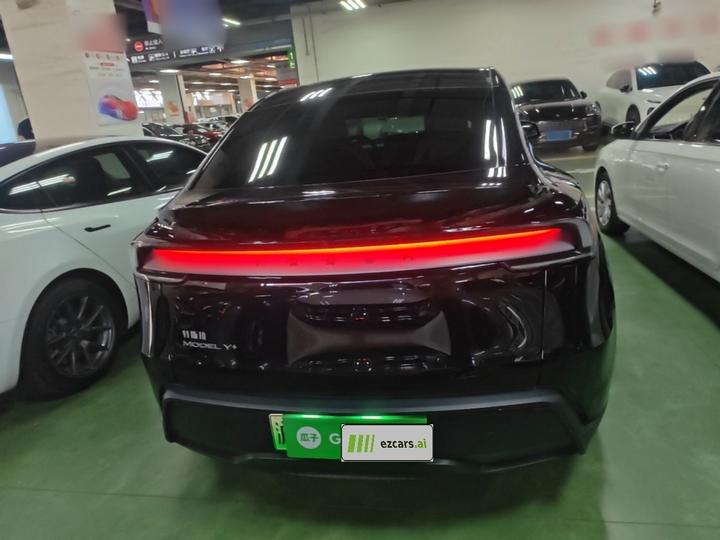 Model Y 2026 Long Range RWD photo 5