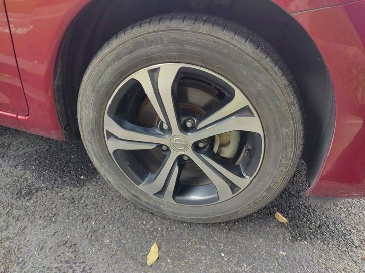 Tiida 2020 1.6L CVT photo 8