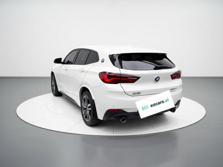 X2 2022 sDrive25i M Sport Package photo 4