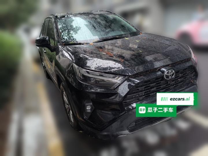 RAV4 2023 2.0L CVT RWD Plus photo 3