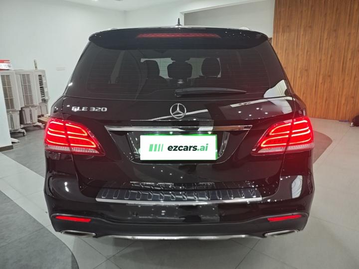 GLE Imported 2019 GLE 320 4MATIC Dynamic Edition photo 3