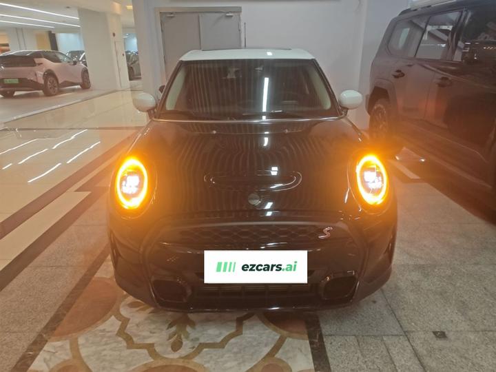 2022 Facelift 2.0T COOPER S Classic 5-Door photo 2