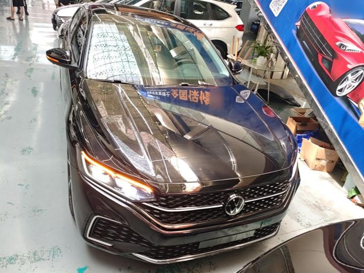 Passat 2023 Facelift 330TSI Luxury photo 2
