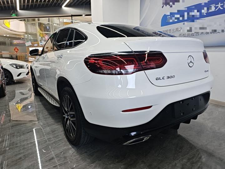 GLC Coupe 2020 GLC 300 4MATIC Coupe SUV photo 4