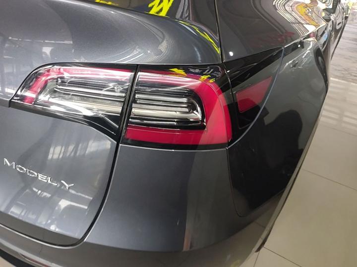 Model Y 2021 Standard Range RWD photo 7