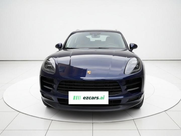 2018 Macan 2.0T photo 2
