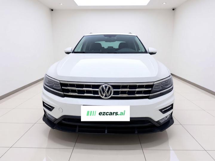 Tiguan L 2017 380TSI AT AWD Luxury photo 2