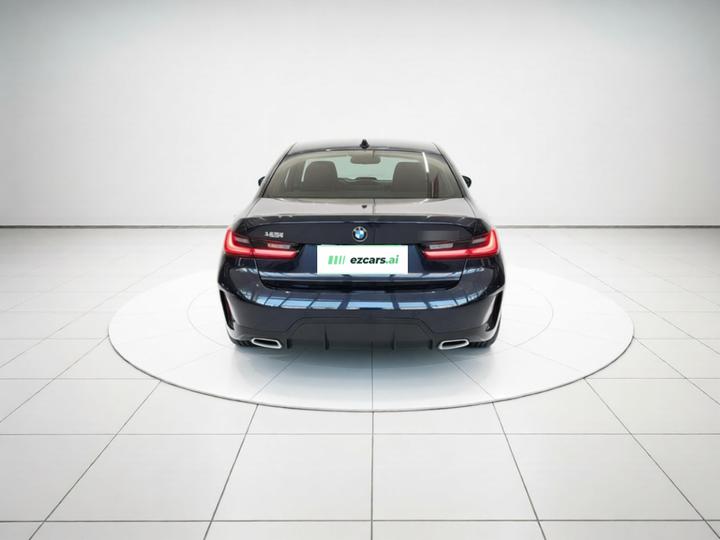 3 Series 2026 325Li M Sport Package photo 5