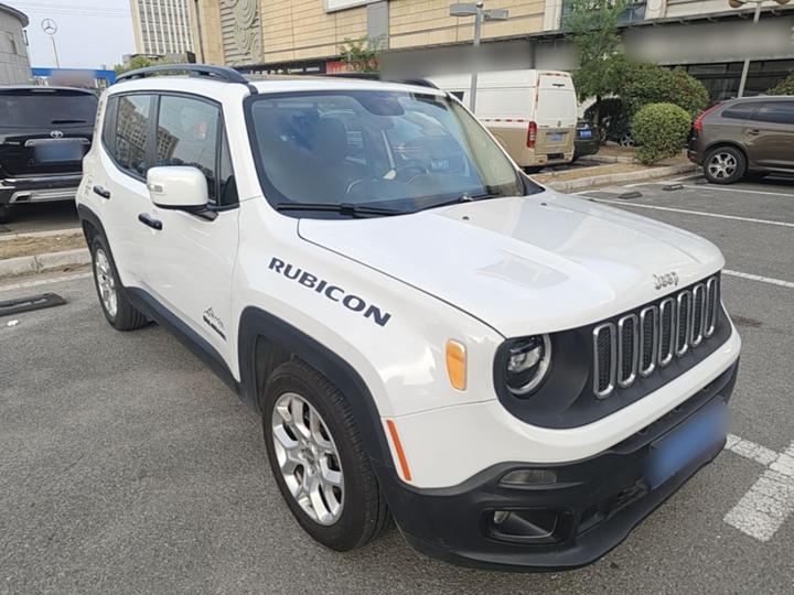 Renegade 2016 1.4T AT photo 3