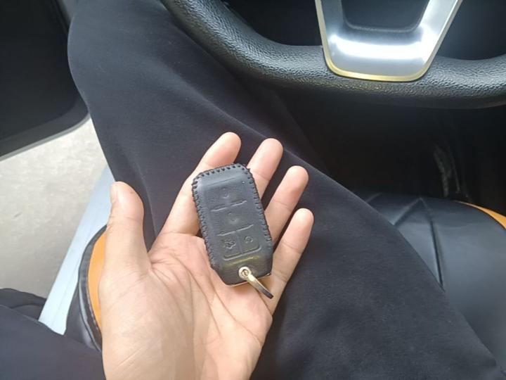 e2 2019 Standard Range Comfort photo 8