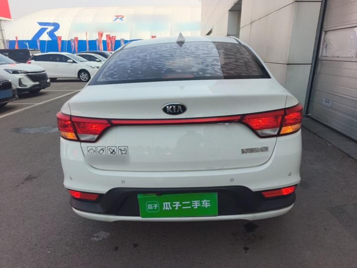 K2 2017 Sedan 1.4L MT 15 Special GLS photo 5