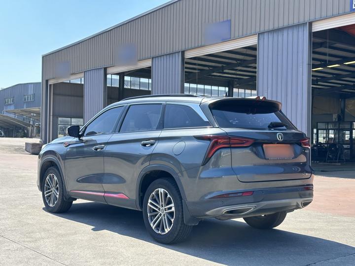 CS75 PLUS 2022 1.5T AT Premium photo 4