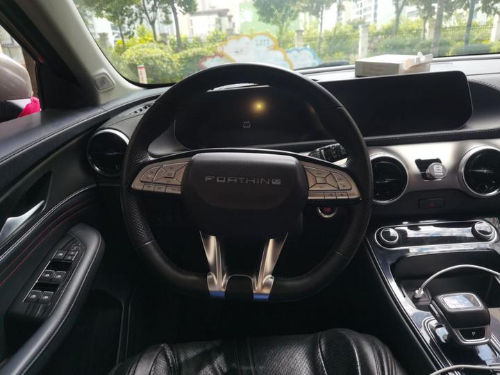 Forthing T5 EVO 2023 1.5TD DCT photo 3