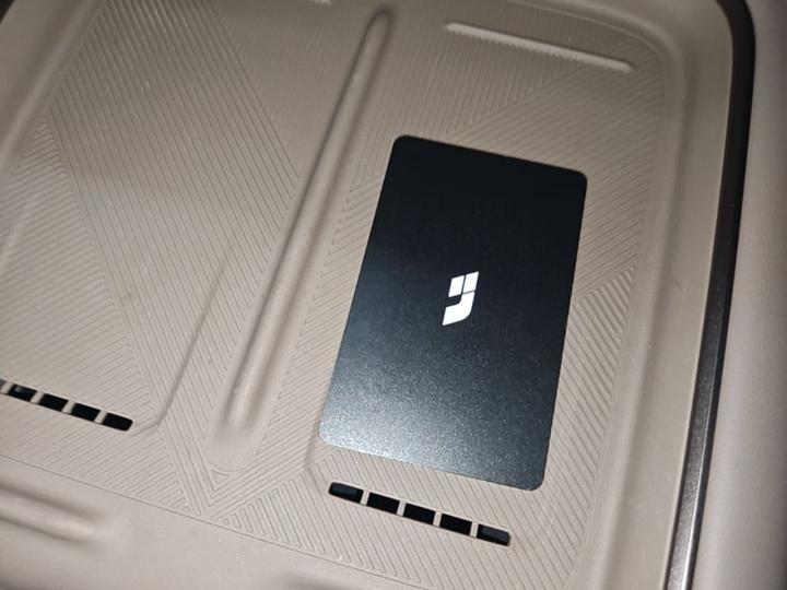 Li Auto i8 2025 Standard photo 8