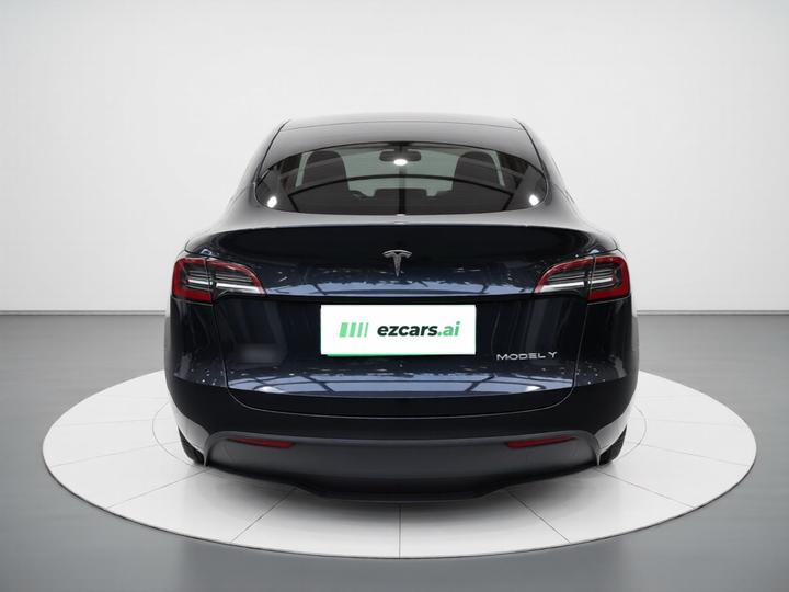 Model Y 2024 RWD photo 5