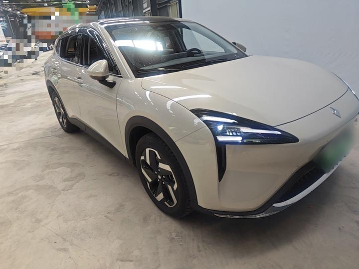 2026 600km EV Standard photo 3