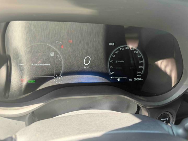 Granvia 2024 2.5L Hybrid Premium PLUS AWD photo 8