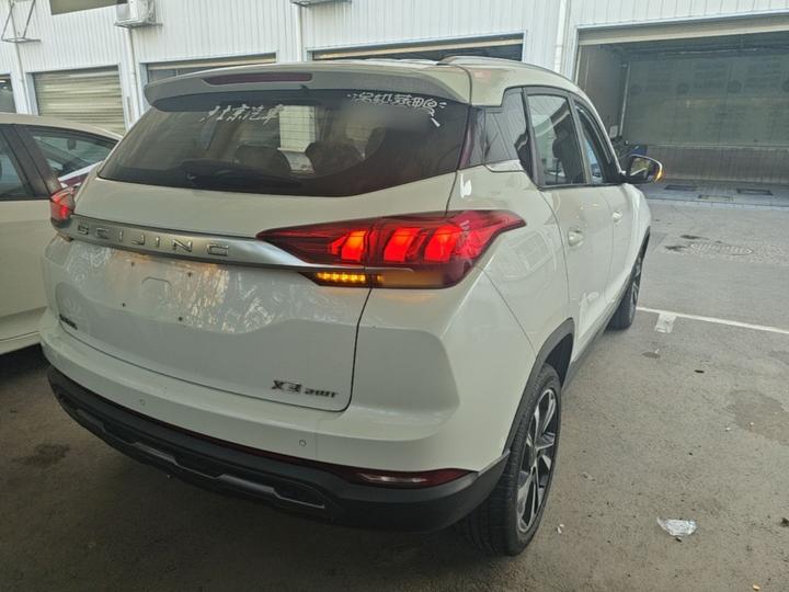BAIC X3 2019 1.5T MT Starlight photo 6