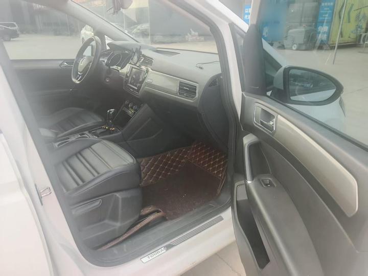 2018 L 280TSI DSG Comfort 7-Seater China V photo 8