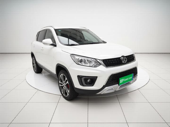 BAIC X35 2016 1.5L MT Luxury photo 3